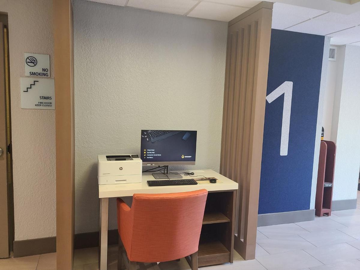 Holiday Inn Express Fort Lauderdale North - Executive Airport By Ihg Extérieur photo