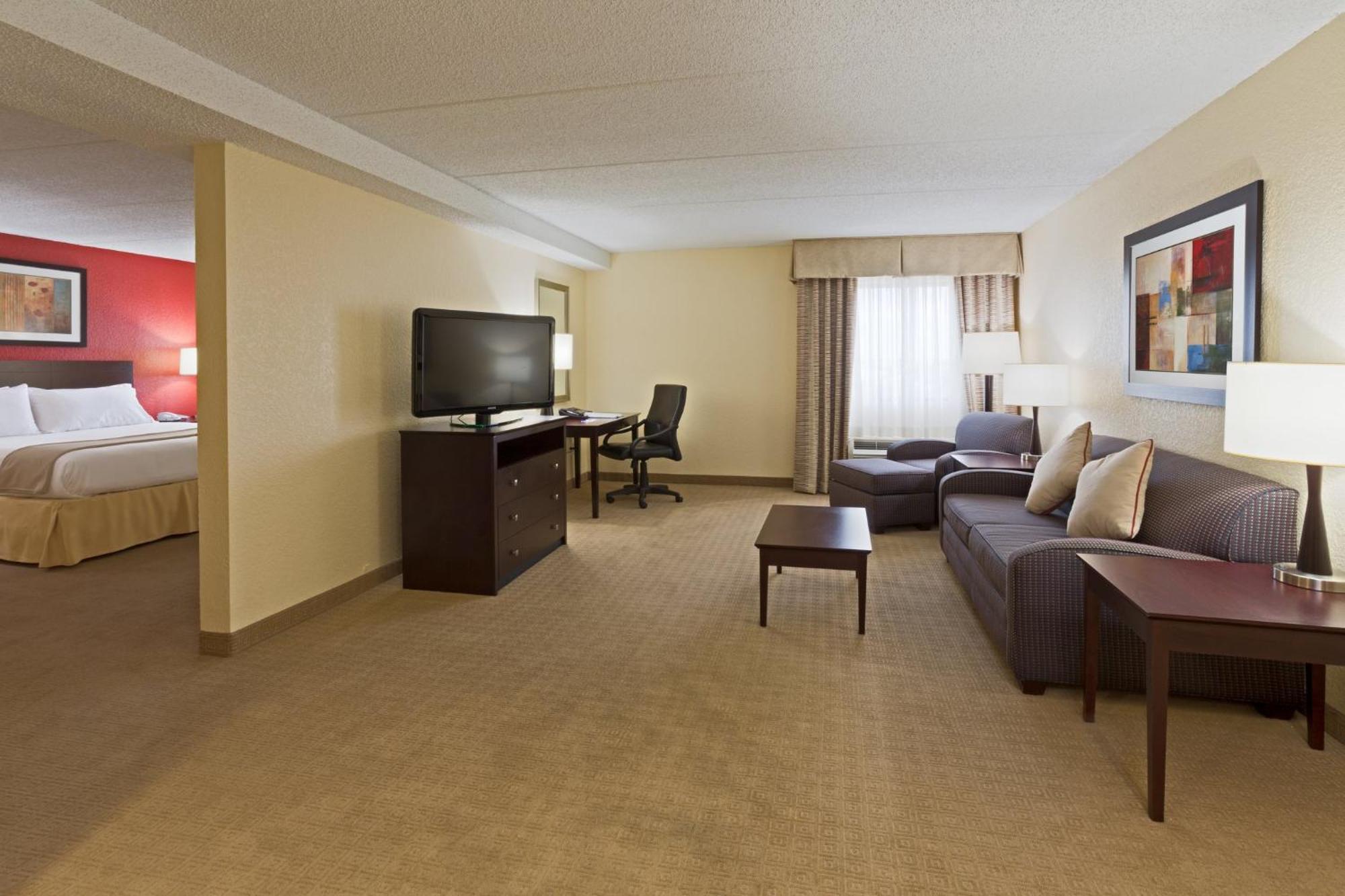 Holiday Inn Express Fort Lauderdale North - Executive Airport By Ihg Extérieur photo